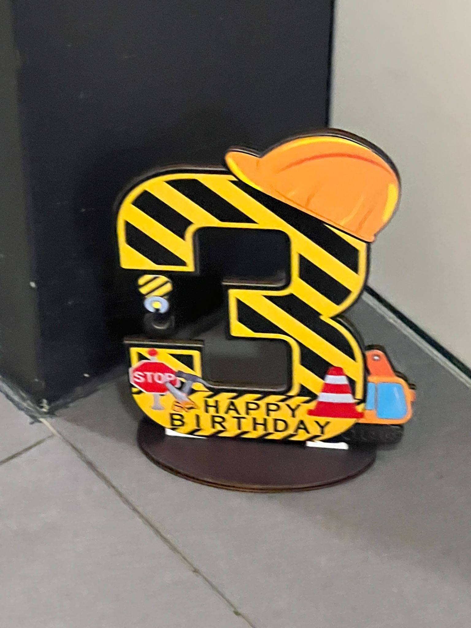 Number 3 decoration with hard hat